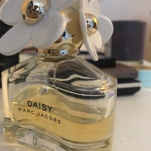 Daisy Perfume